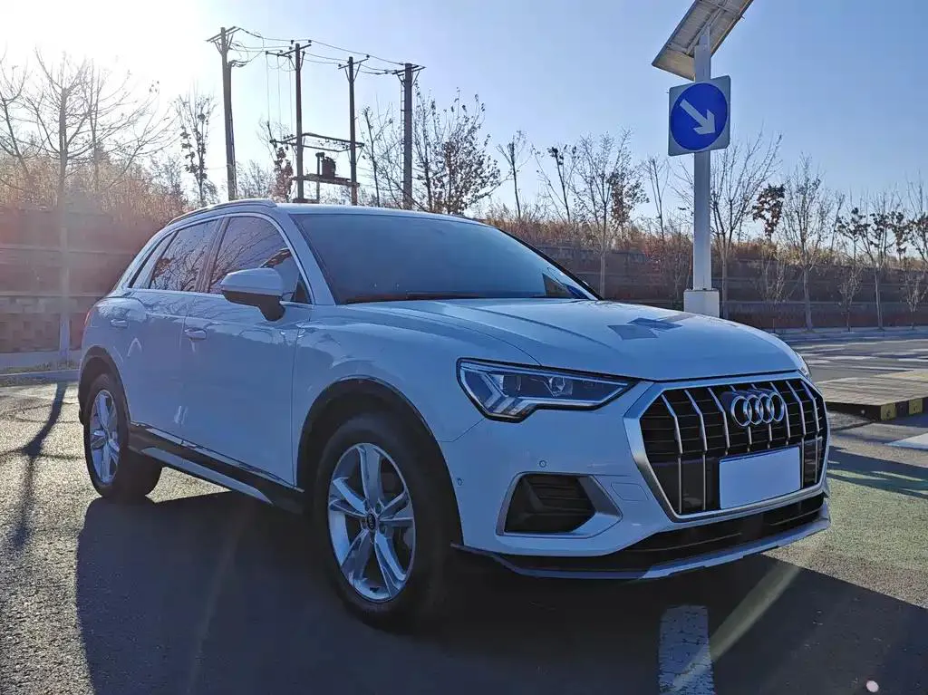 Audi Q3 Q3 2022 35 TFSI Stylish and Elegant — View photo 3