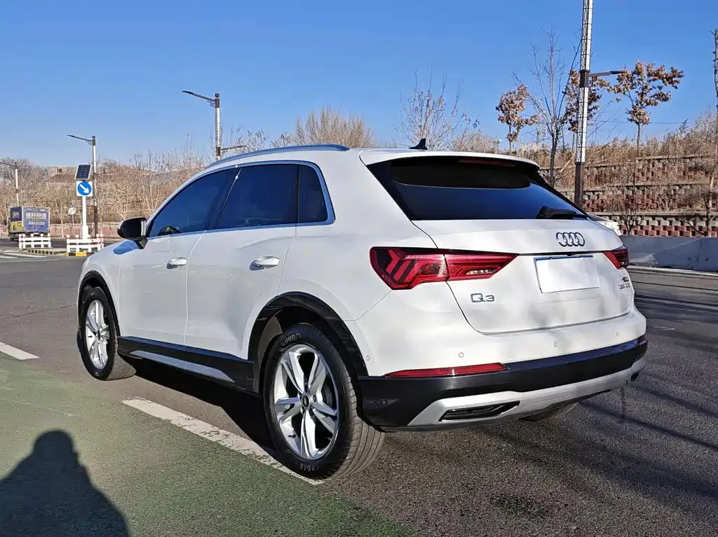 Audi Q3 Q3 2022 35 TFSI Stylish and Elegant — View photo 6