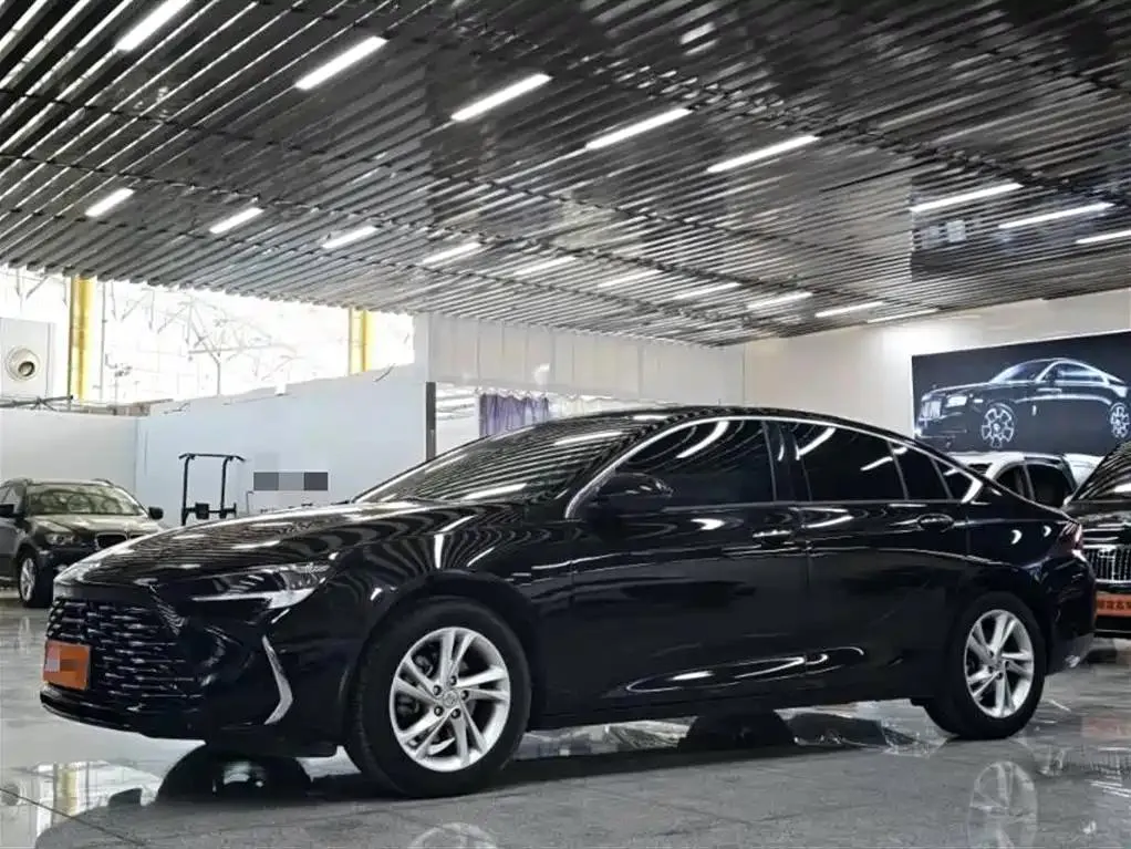 Buick Buick Regal — Black