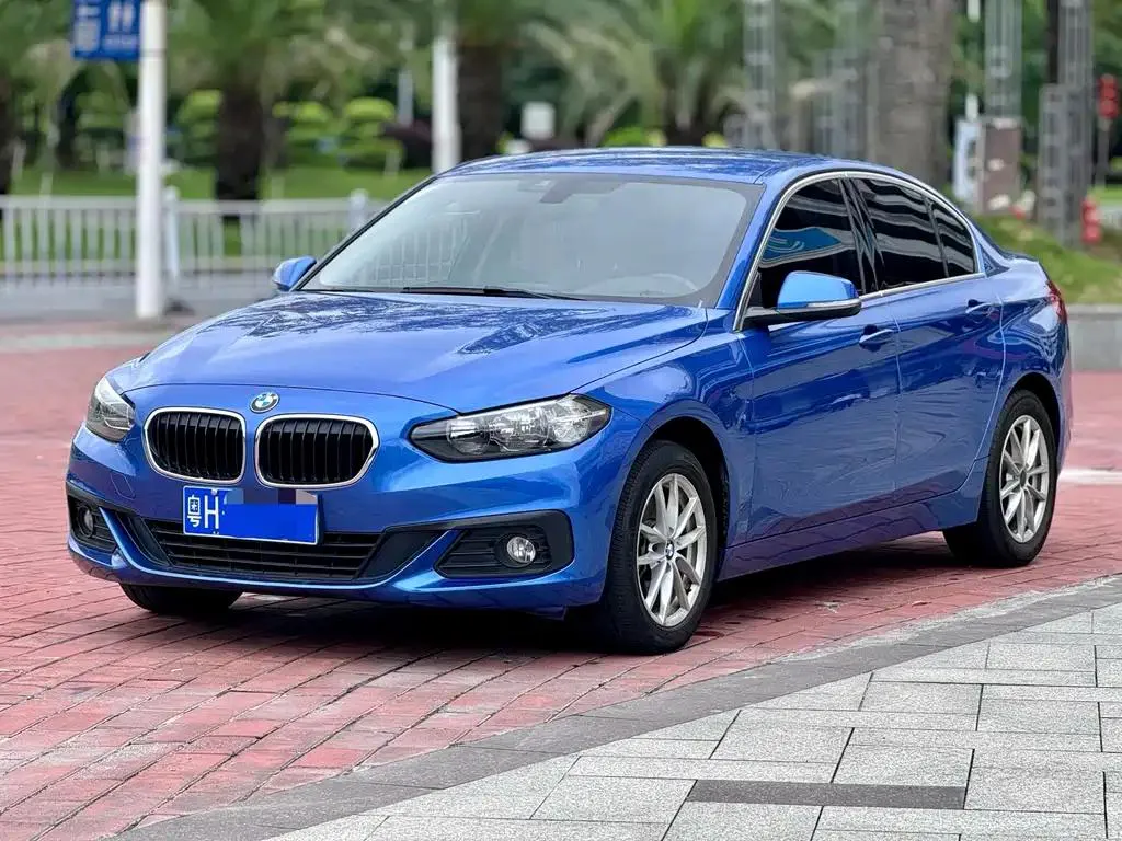 BMW 1 Series 1 Series 2017 118i Fashion Edition — photo 1