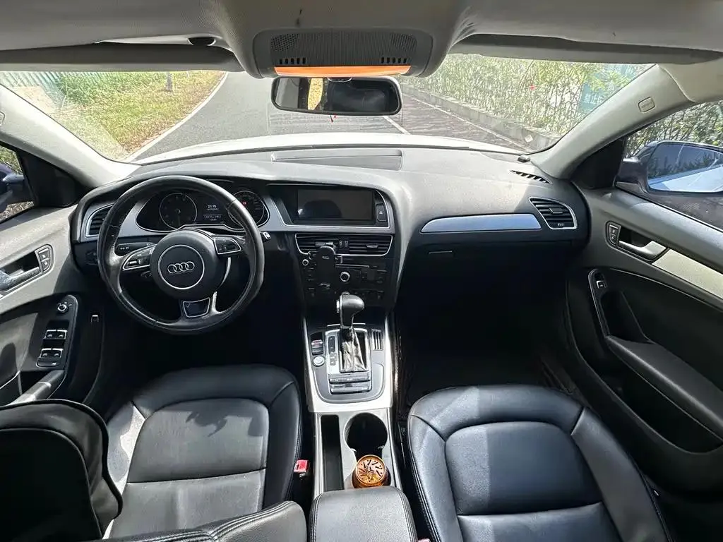 Audi A4L A4L 2013 35 TFSI Automatic Standard Model — Ver foto 6