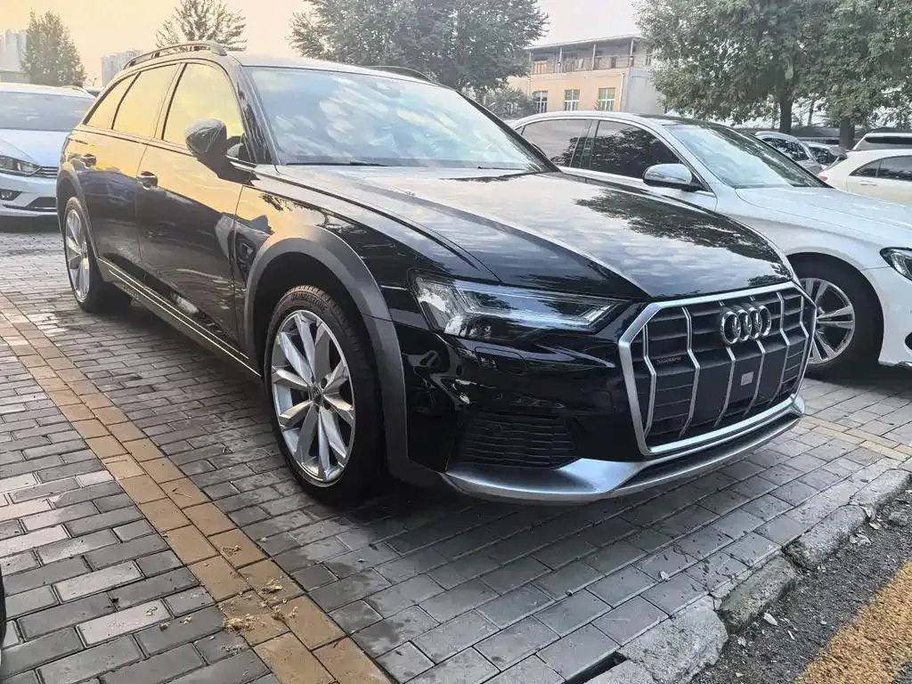 Audi A6 A6 (Imported) 2020 allroad quattro Explorer 55 TFSI Premium Off-Road Edition — Ver foto 2