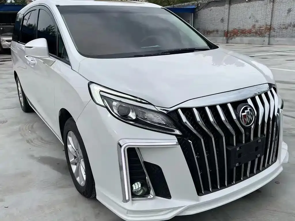 Buick Buick GL8 — أبيض
