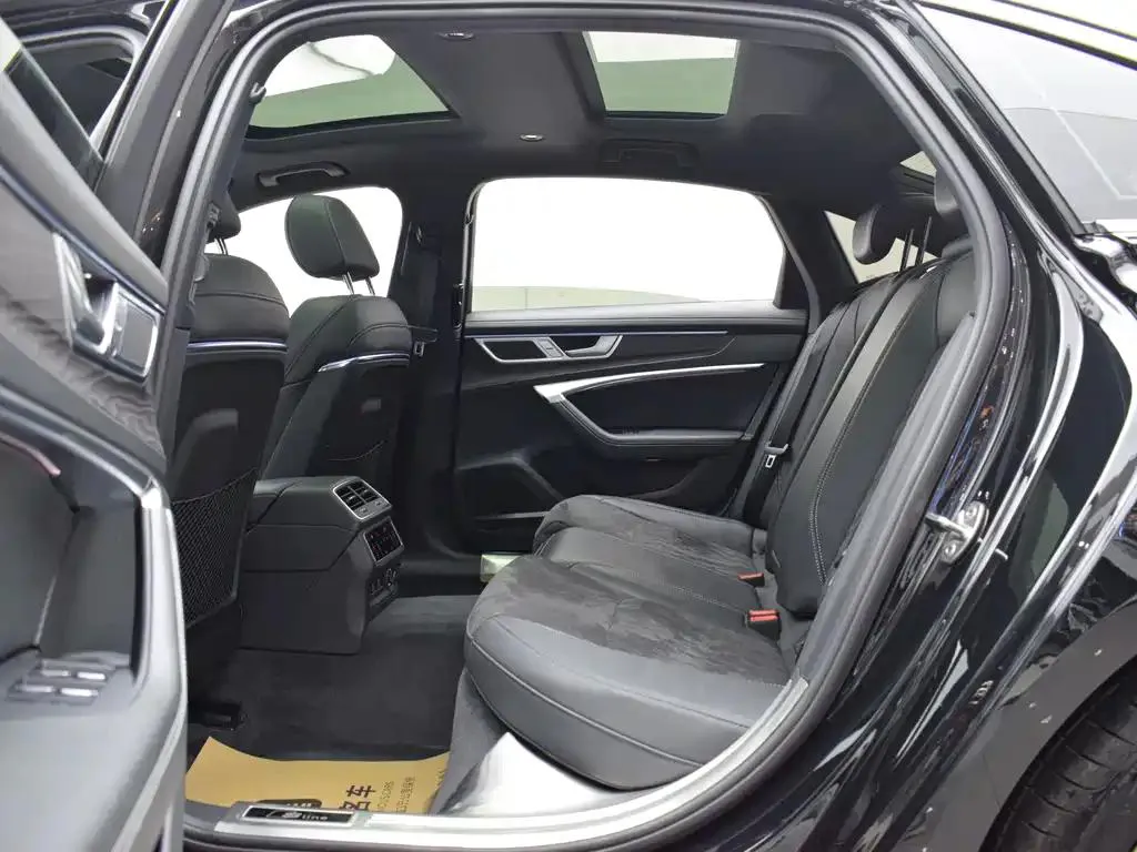 Audi A6L A6L 2023 facelift 55 TFSI quattro Premium Dynamic Edition — View photo 5
