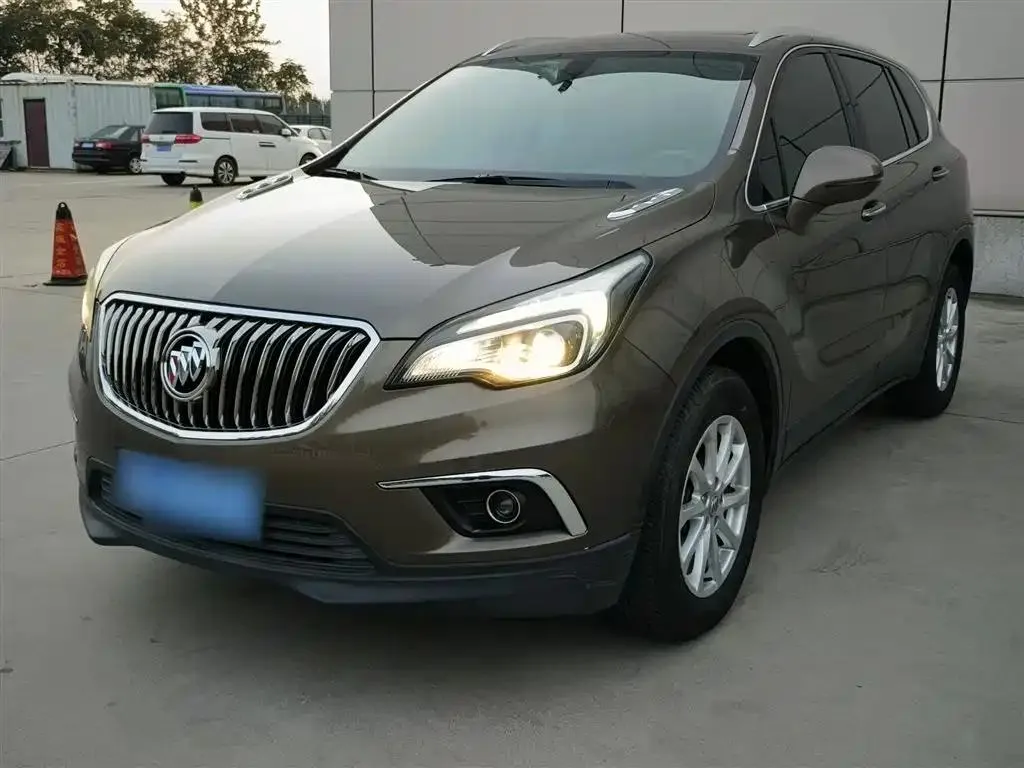 Buick Buick Envision Plus — Champagne