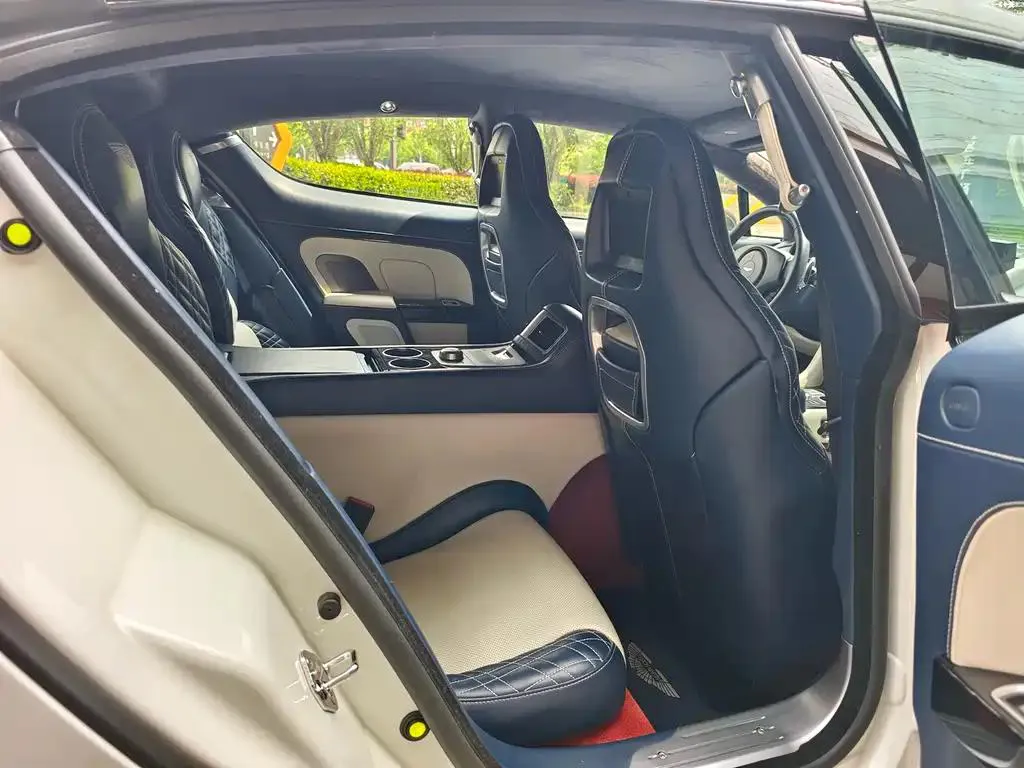 Aston Martin Rapide Rapide 2013 6.0LS — Voir la photo 5
