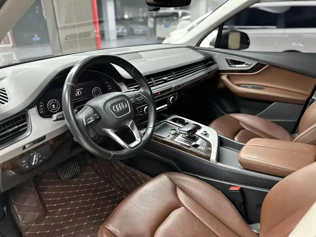 Audi Q7 Q7 2019 55 TFSI Technology Edition — Ver foto 4