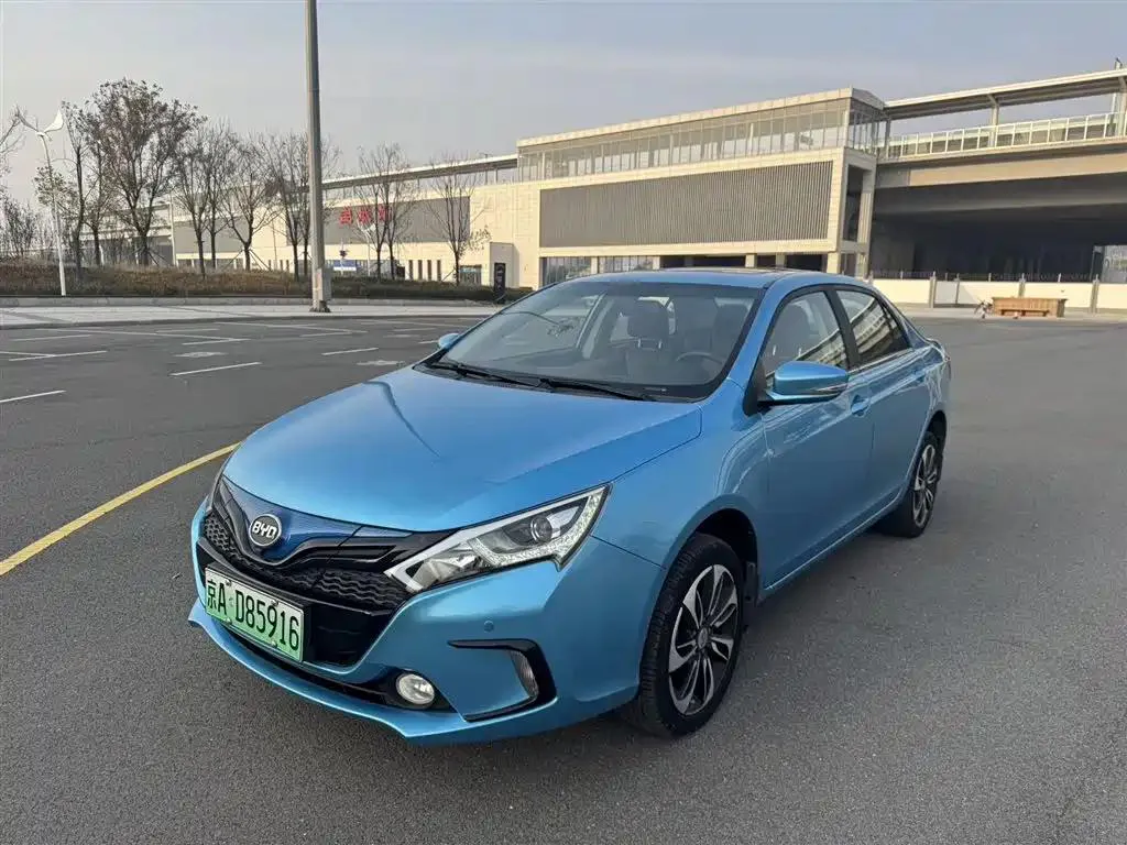 BYD BYD Qin EV — Blue