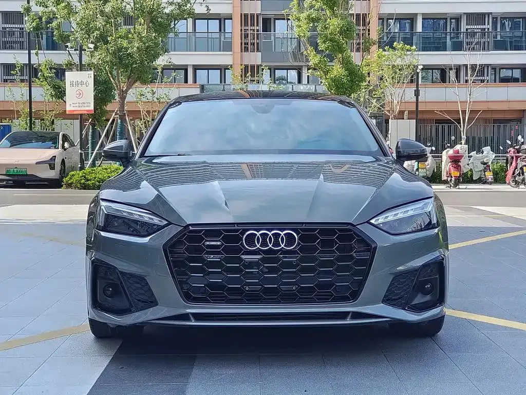 Audi A5 A5 (Imported) 2022 Sportback 40 TFSI Stylish and Elegant — View photo 2