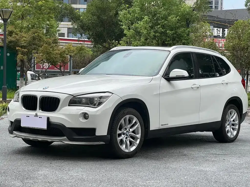 BMW X1 X1 2015 xDrive20i Fashion Edition — photo 1