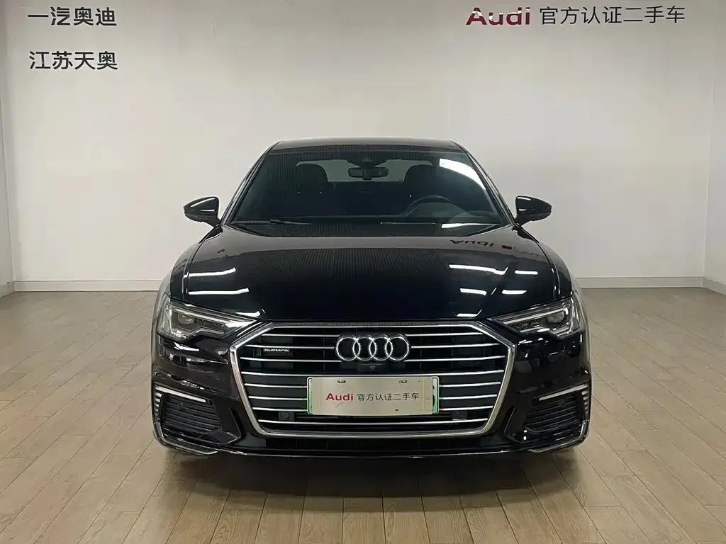 Audi A6L A6L New Energy 2020 55 TFSI e quattro — Voir la photo 2