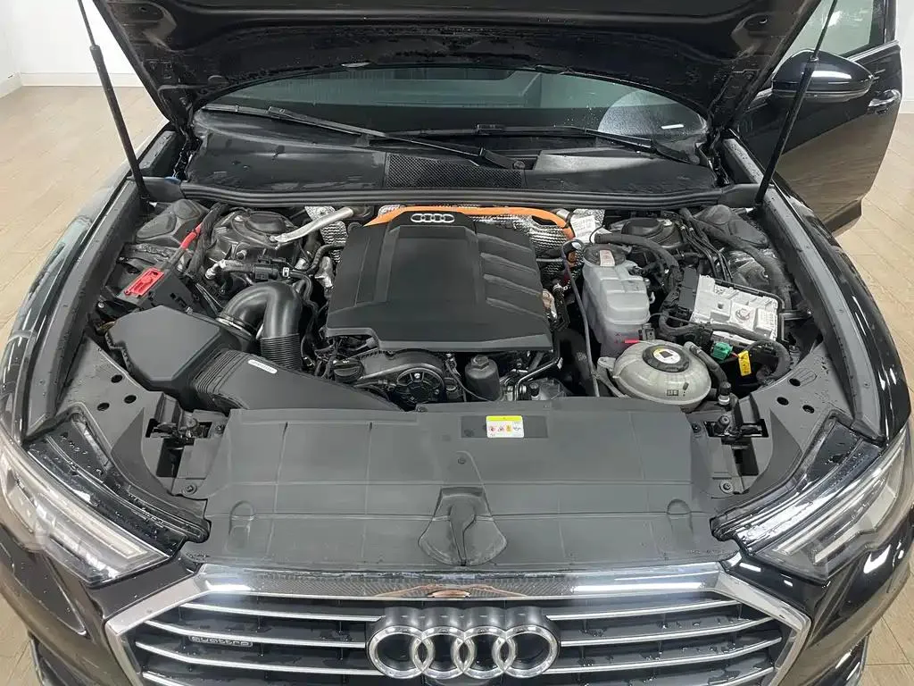 Audi A6L A6L New Energy 2020 55 TFSI e quattro — Voir la photo 6