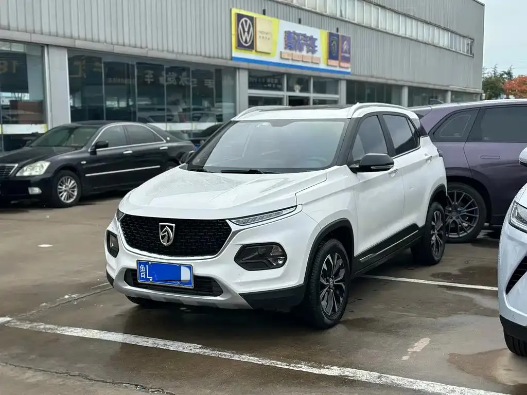 Baojun Baojun 510 — أبيض