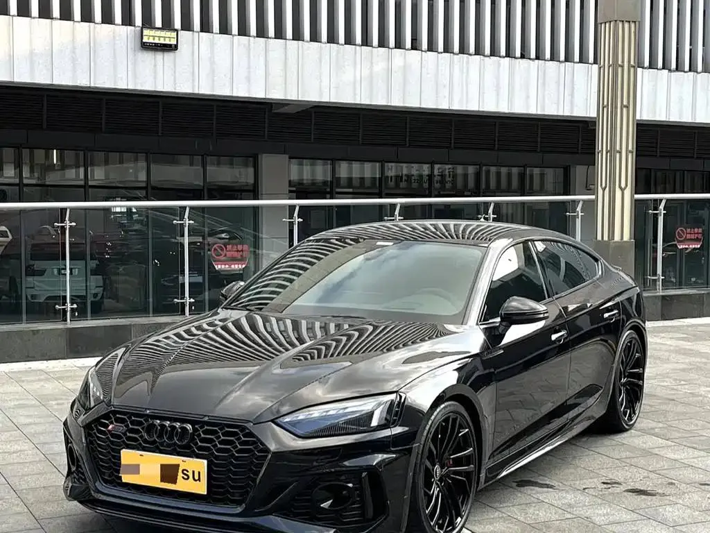 Audi Audi RS 5 — Black