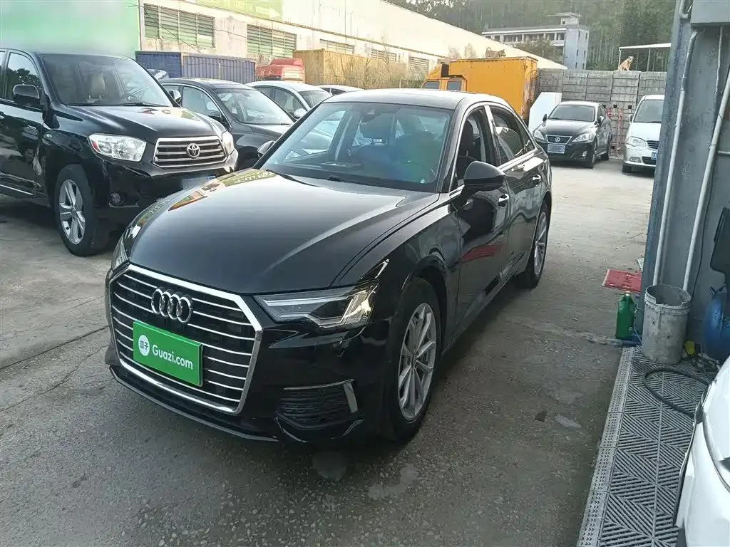 Audi Audi A6L — Noir
