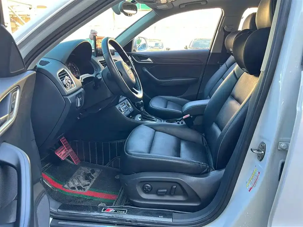 Audi Q3 Q3 2016 35 TFSI Collector's Edition Smart Edition — View photo 4