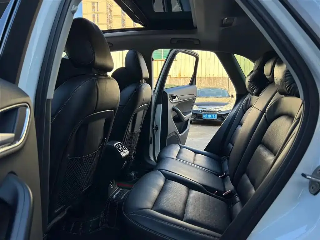 Audi Q3 Q3 2016 35 TFSI Collector's Edition Smart Edition — View photo 6