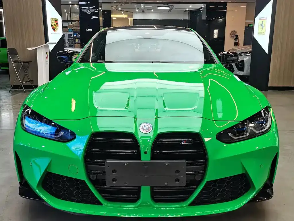 BMW BMW M4 — Green