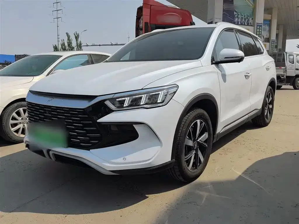 BYD BYD Song Pro — White