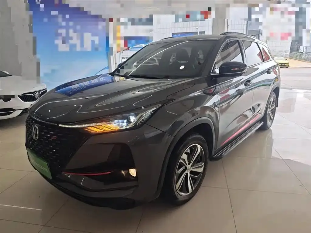Changan Changan CS75PLUS — فضي / رمادي