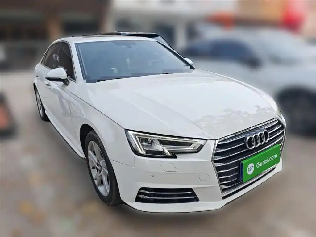 Audi A4L A4L 2018 30th Anniversary Model 40 TFSI Progressive Edition — View photo 4