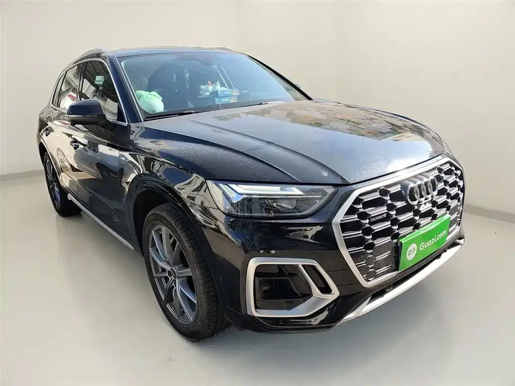 Audi Q5L Q5L 2022 Model 45T Luxury Dynamic Edition — Ver foto 4