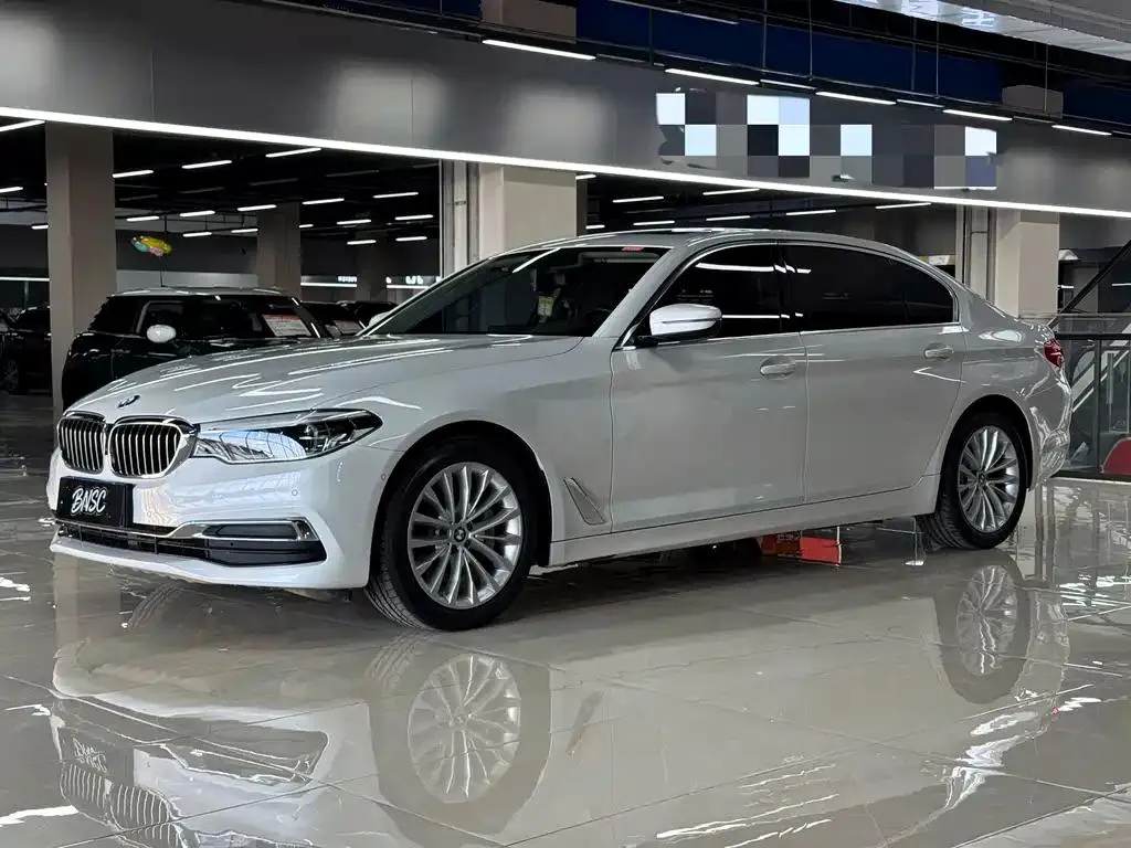 BMW BMW 5 Series — Blanc