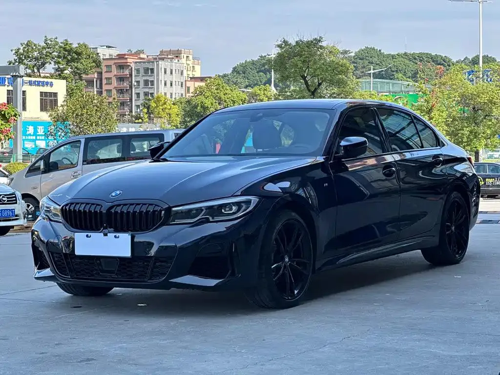 BMW BMW 3 Series — Black