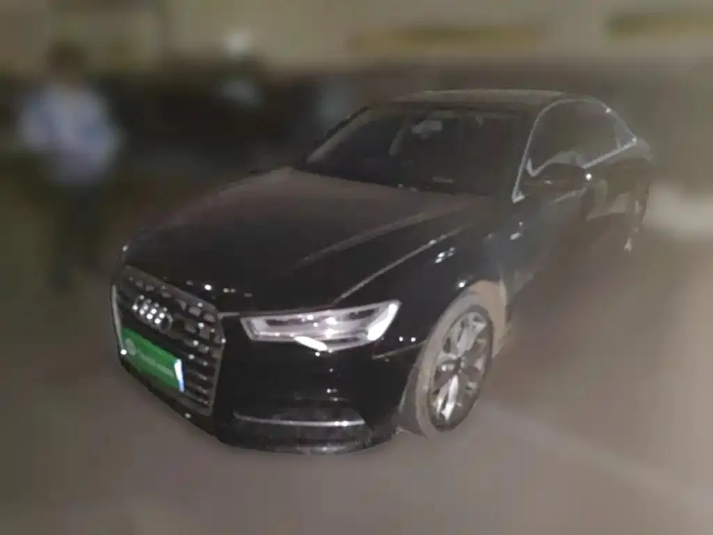 Audi A6L A6L 2018 30th Anniversary Model 35 TFSI Fashion Edition — عرض الصورة 2