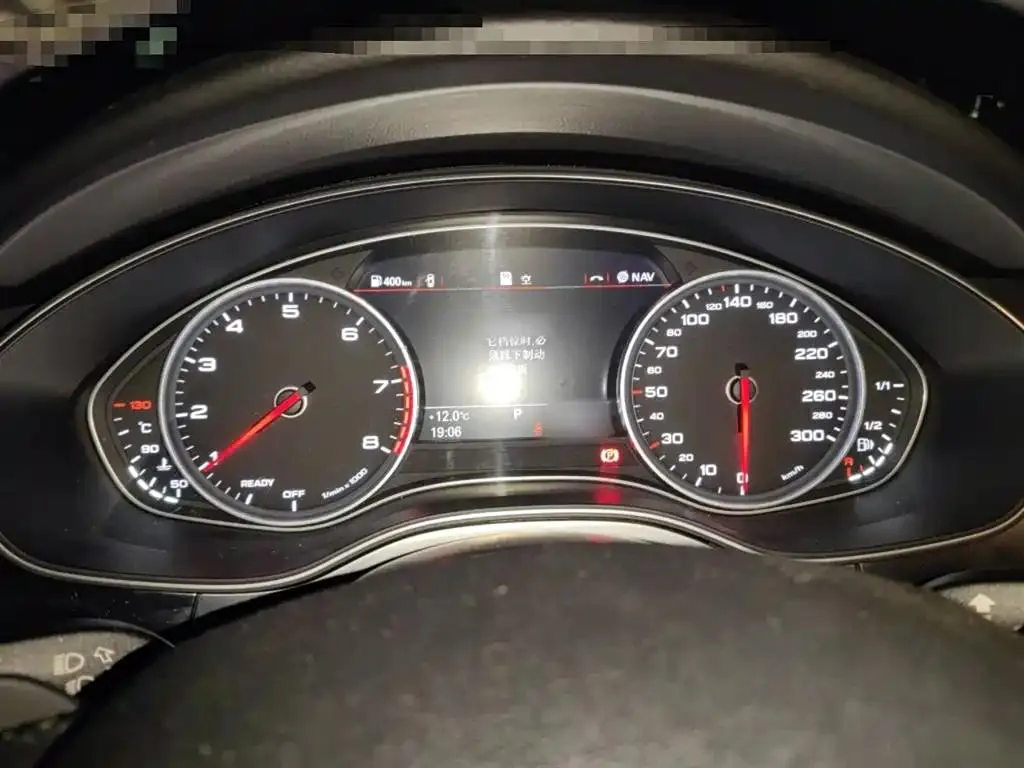 Audi A6L A6L 2018 30th Anniversary Model 35 TFSI Fashion Edition — عرض الصورة 4