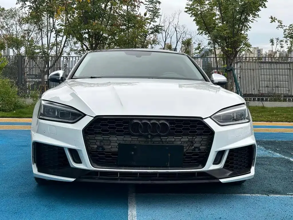 Audi A5 A5 (Imported) 2017 Sportback 40 TFSI Fashion Edition — Voir la photo 2