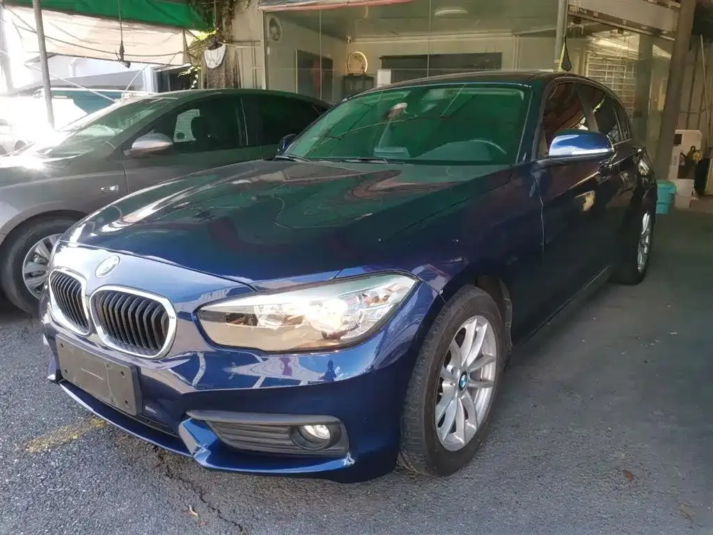 BMW BMW 1 Series — Azul