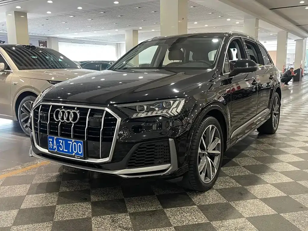 Audi Q7 Q7 2020 55 TFSI quattro S line sports model — Voir la photo 5