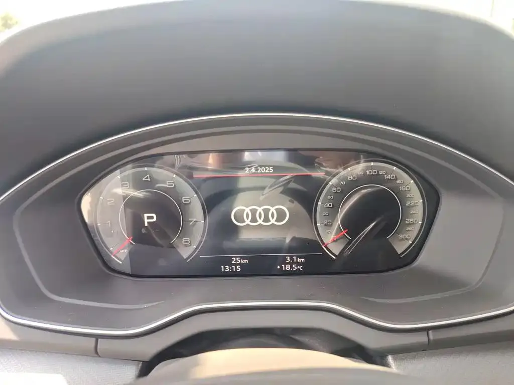Audi Q5L Q5L 2024 40 TFSI Luxury Dynamic Edition — View photo 5