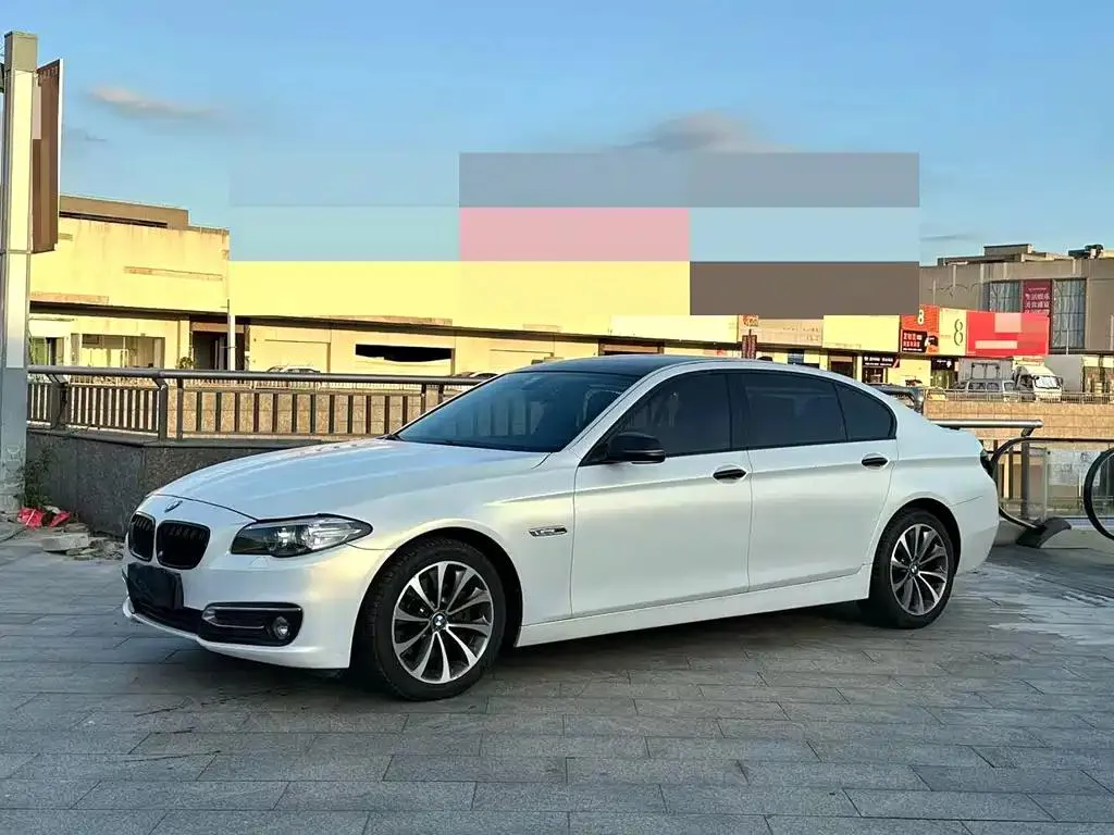BMW BMW 5 Series — White